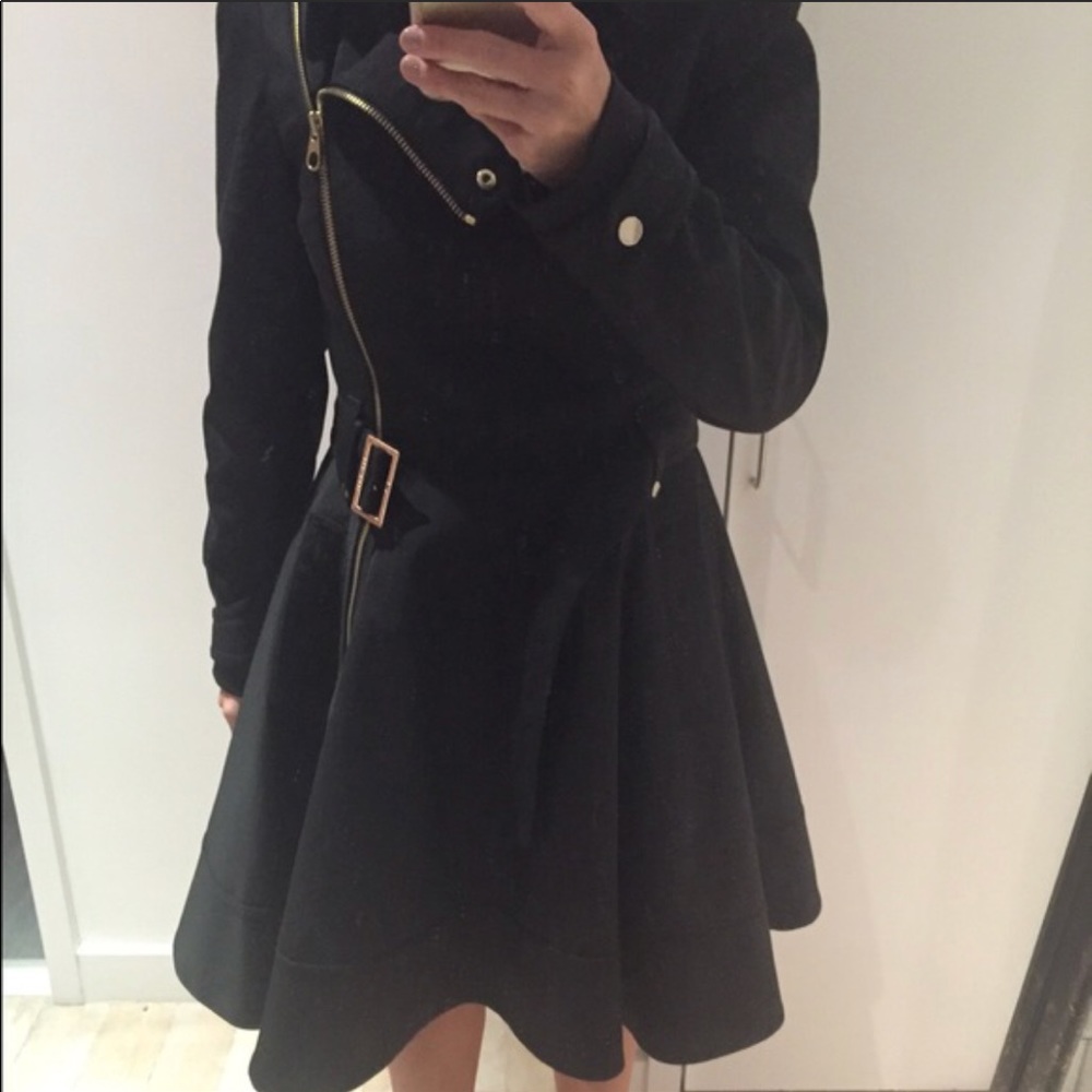 HOST PICK!!!!🎉🎉🎉🎉TED BAKER Peblum Coat. Size 2